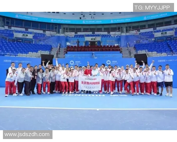 北京网球队技术争议引发热议球迷和专家各抒己见分析战术与训练方法 北京网球队技术争议引发热议球迷和专家各抒己见分析战术与训练方法